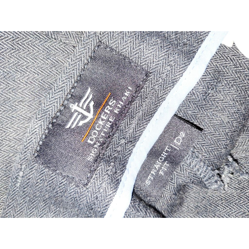 Men's Dockers Gray Signature Khaki Straight Fit Pants Waist 38/32 - Picture 3 of 4